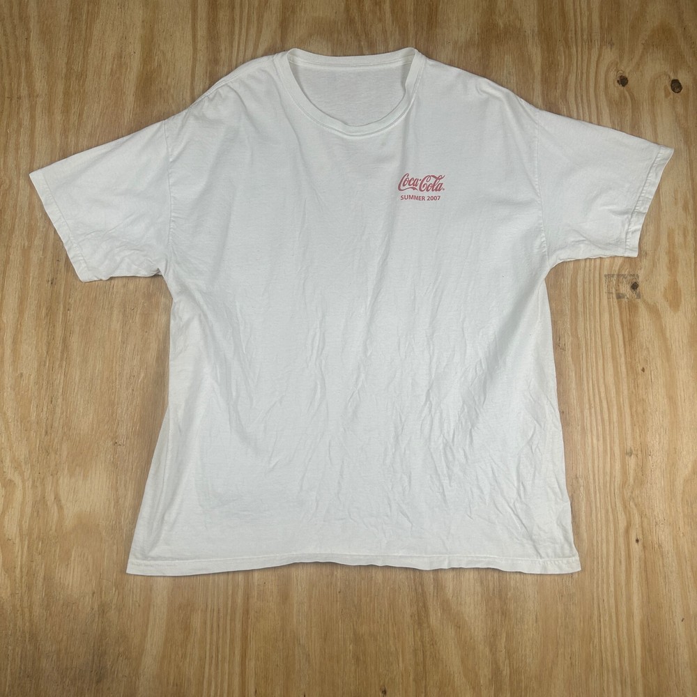 VTG Coca Cola Summer 2007 Sun Drinking Coke Graphic T-Shirt Women's XL White Y2K