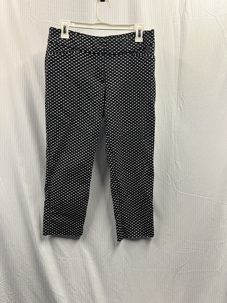 Women’s Apt 9 Stretch Capri Pants Sz. 8 Black & White