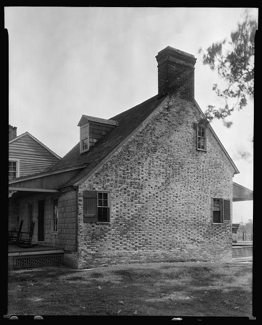 Photo:Walnut Grove Queen Anne County Maryland 1930s Brick House Chimney