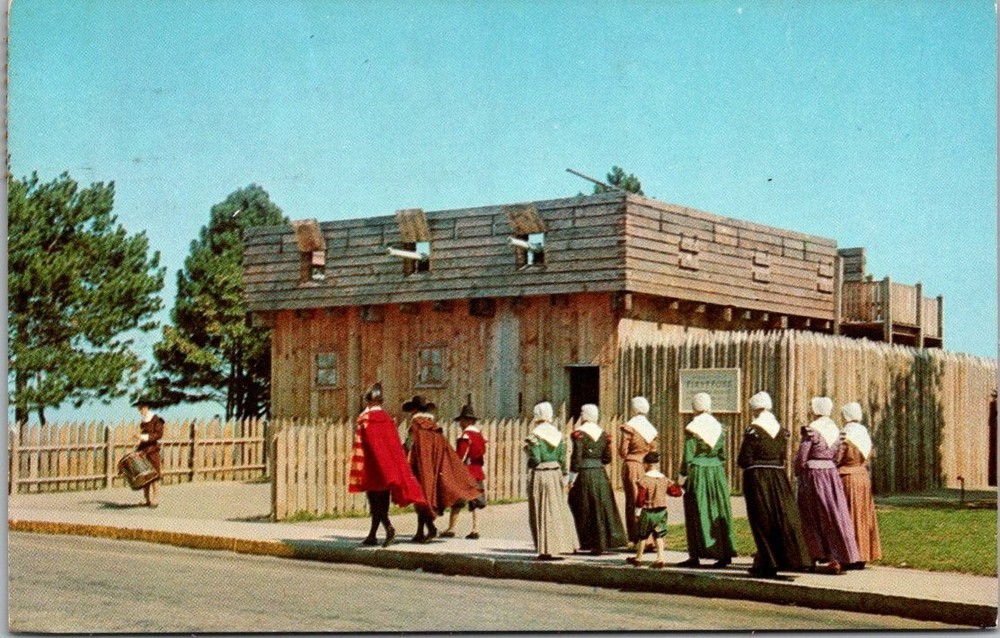 Vintage Lusterchrome Postcard Plimoth Plantation First Fort Meeting House MA