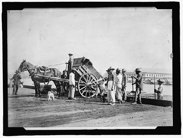 Photo:Philippines 1912 Horse Cart Laborers Harbor Scene
