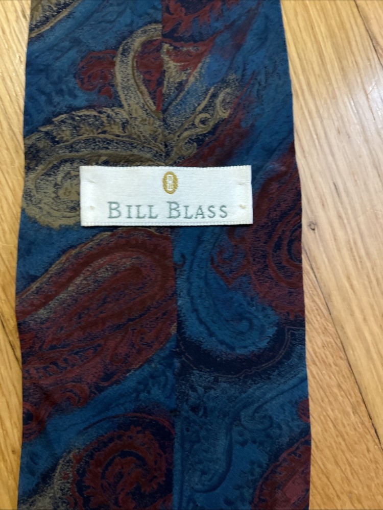 Bill Blass Silk Finest Neckwear Time Neck Tie Necktie Men’s