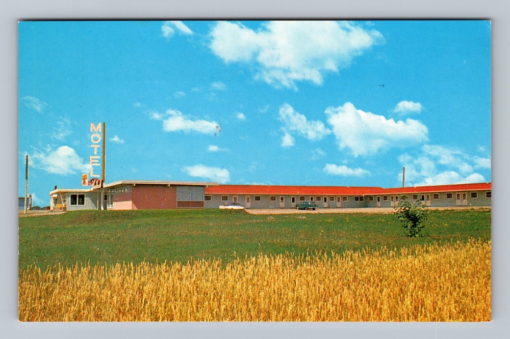Canada Saskatchewan Regina Wheatland Motel Standard Post Old Vintage Postcard