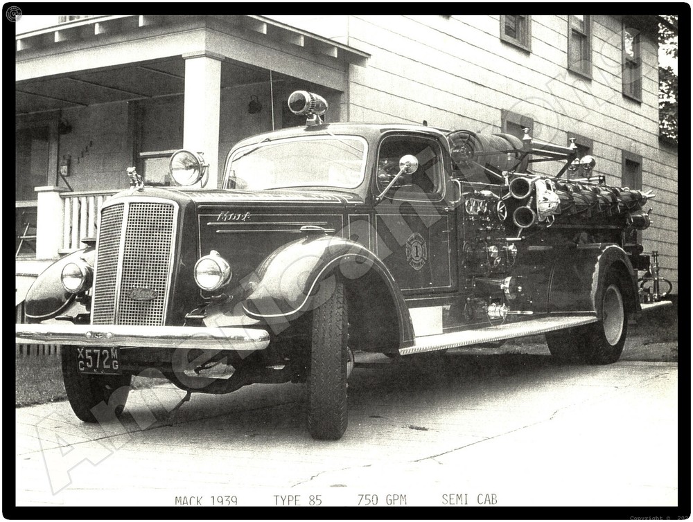 Mack Truck New Metal Sign: Type 85 Fire Truck - 1939