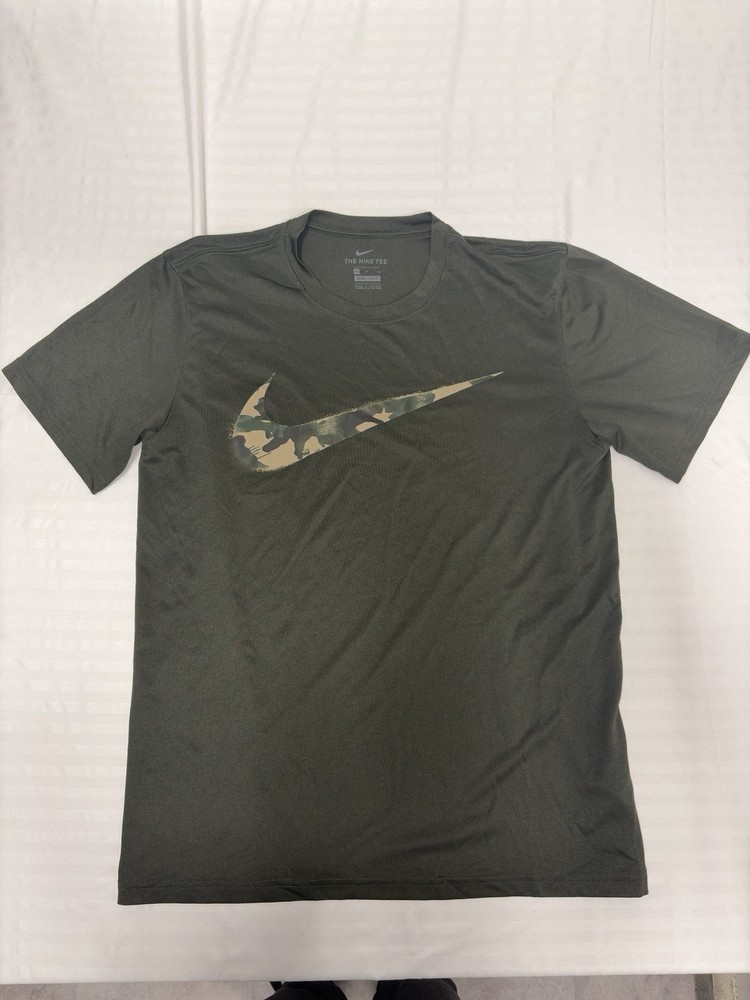 Nike Shirt Men’s Medium Forest Green Camouflage Swoosh Dri Fit Gym Running  Top