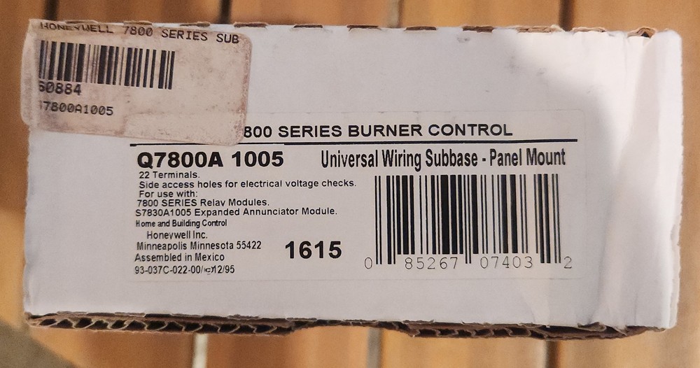 New NIB Honeywell Q7800A 1005 22 Terminal Universal Wiring Subbase- Panel Mount