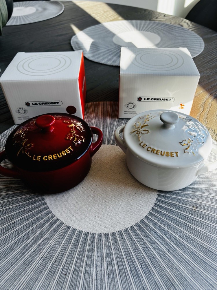 Le Creuset Stoneware Holly Mini Round Cocottes 8oz Set Of 2