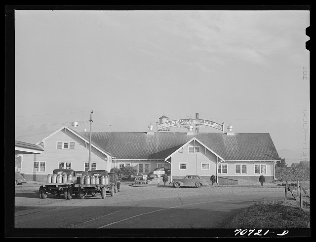 Photo:Tillamook Oregon 1941 Tillamook Cheese Plant Dairy Factory Trucks
