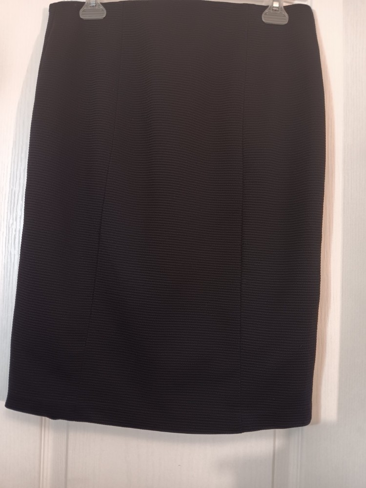H&M Women's Skirt Size 10 Black Lined Knee Length Back Zip