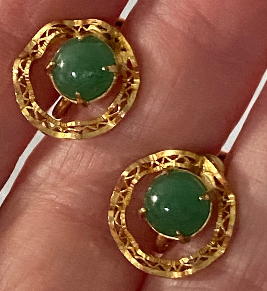 Sorrento 1/20 12k Gold Filled Filigree Green Jade Stone Screw Back Earrings Q374