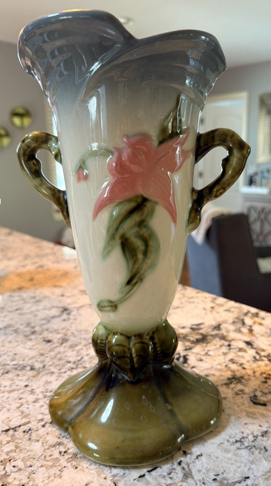 Vintage HULL Art Pottery  Flowers Woodland Vase USA W18  10 1/2