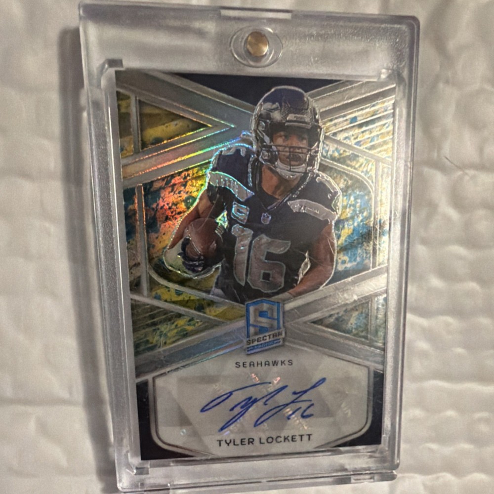 2024 Panini Spectra Neon Splatter Prizm Auto /8 Tyler Lockett Seahawks #SIG-TLT