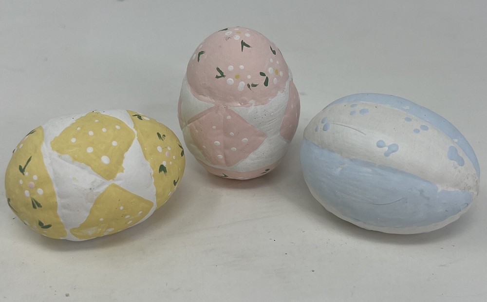 Vintage Pastel Ceramic Easter Eggs Quilted Hand Painted Figurines Lot of 3 Decor