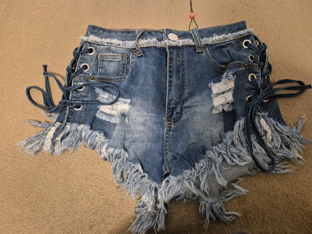 RedFox Womens Shorts Size Large NWT $79.99