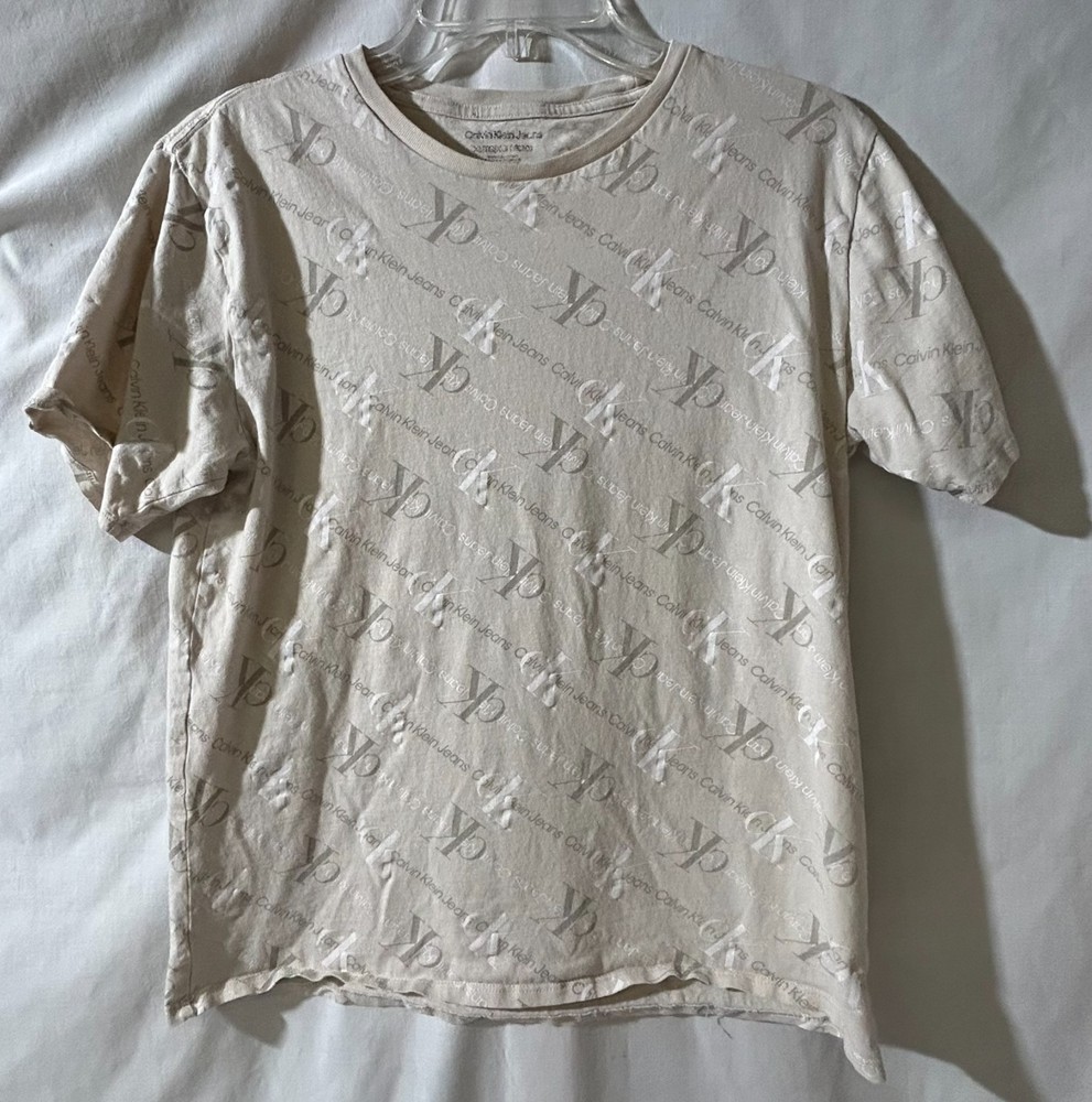 Calvin Klein Jeans Boys Tan short sleeve t-shirt Size XL 18-20