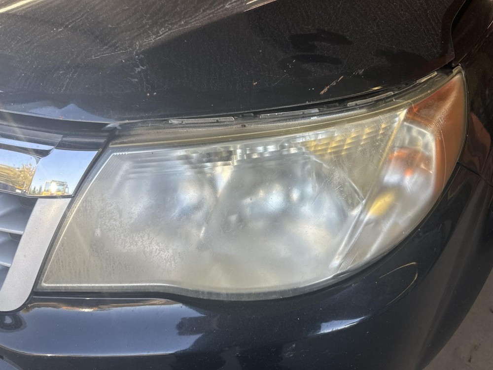 Used Left Headlight Assembly fits: 2011 Subaru Forester halogen Left Grade B