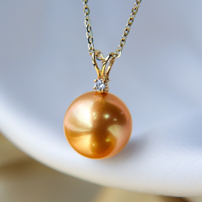 Natural 14mm South Sea Gold Pearl Pendant Necklace, 18K Gold, Strong Luster