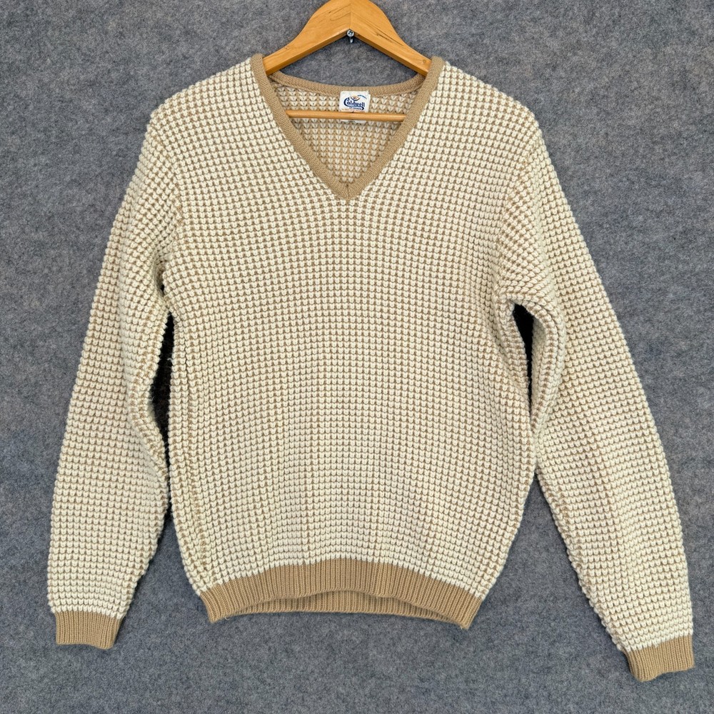 Vintage Caldwell of Canada Sweater Mens Small Jacquard Textured V Neck  50s 60s