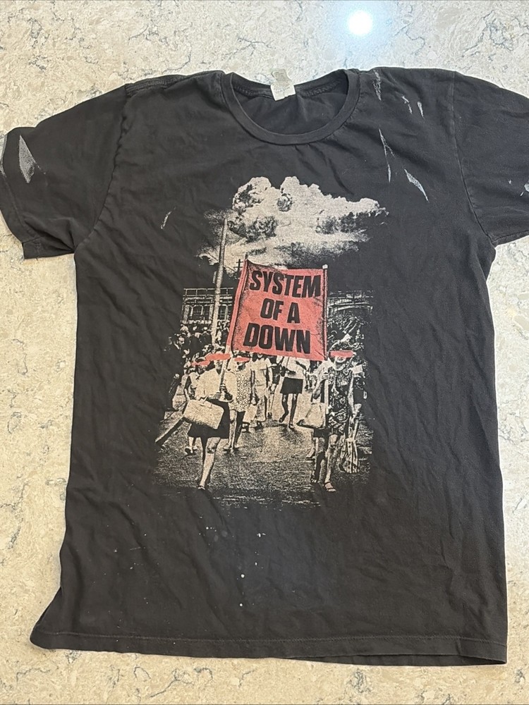 Vintage System Of A Down Graphic T-Shirt Size Large