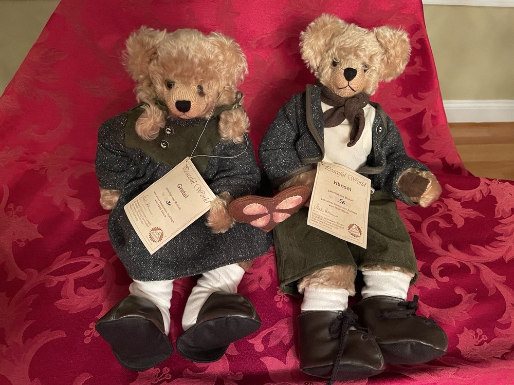 Hermann Peaceful World Gretel & Hansel mohair bear set w/clothing & certificate