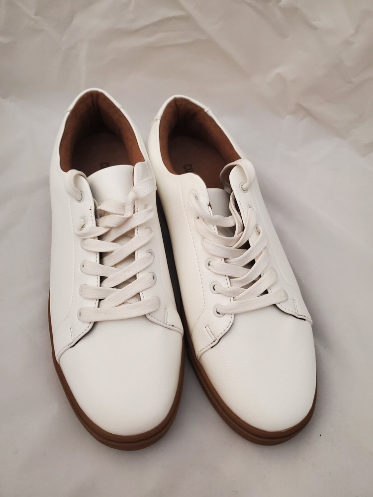 Cushionaire Princeton - Size 11 Shoes White Brown Sneakers