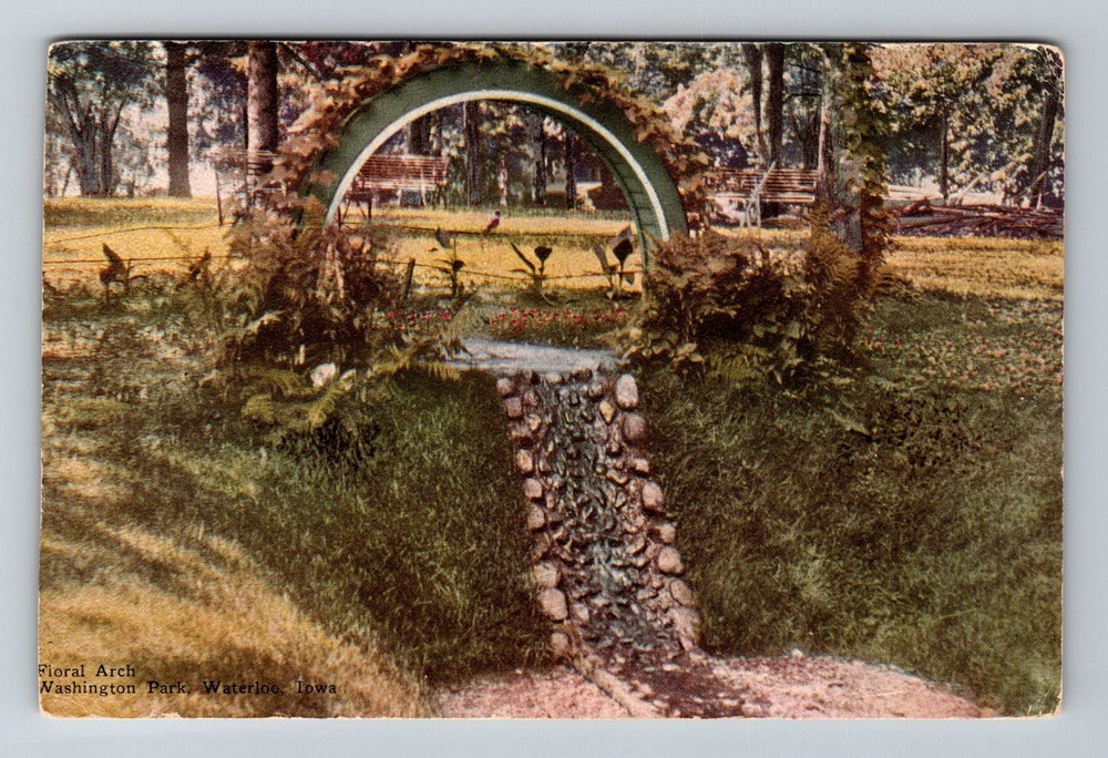 Waterloo, IA-Iowa, Floral Arch Washington Park Garden Path Vintage Postcard