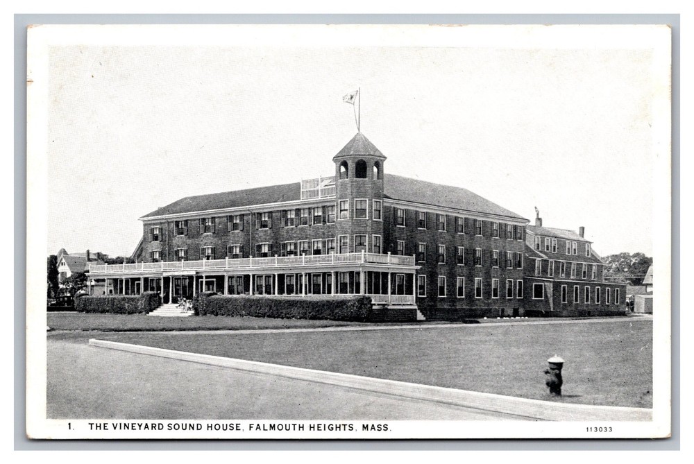 Falmouth Heights Massachusetts The Vineyard Sound House Hotel Unposted Postcard