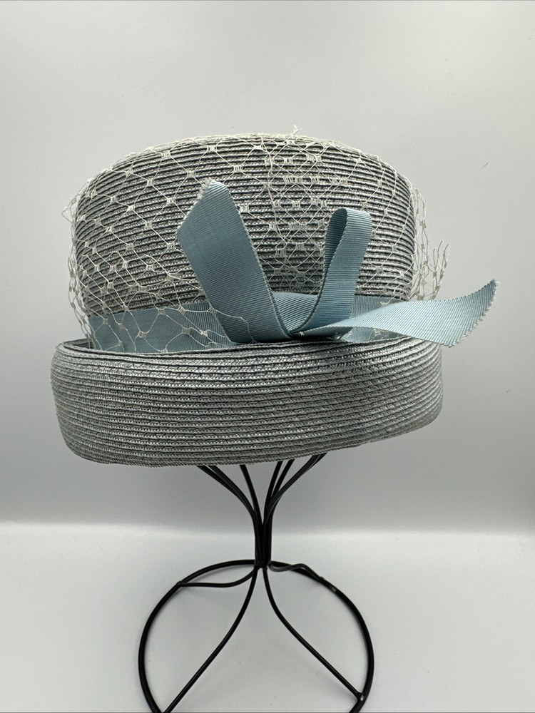 Vintage 1960s Sears Millinery Light Blue Straw Pillbox Hat with Bow Netting