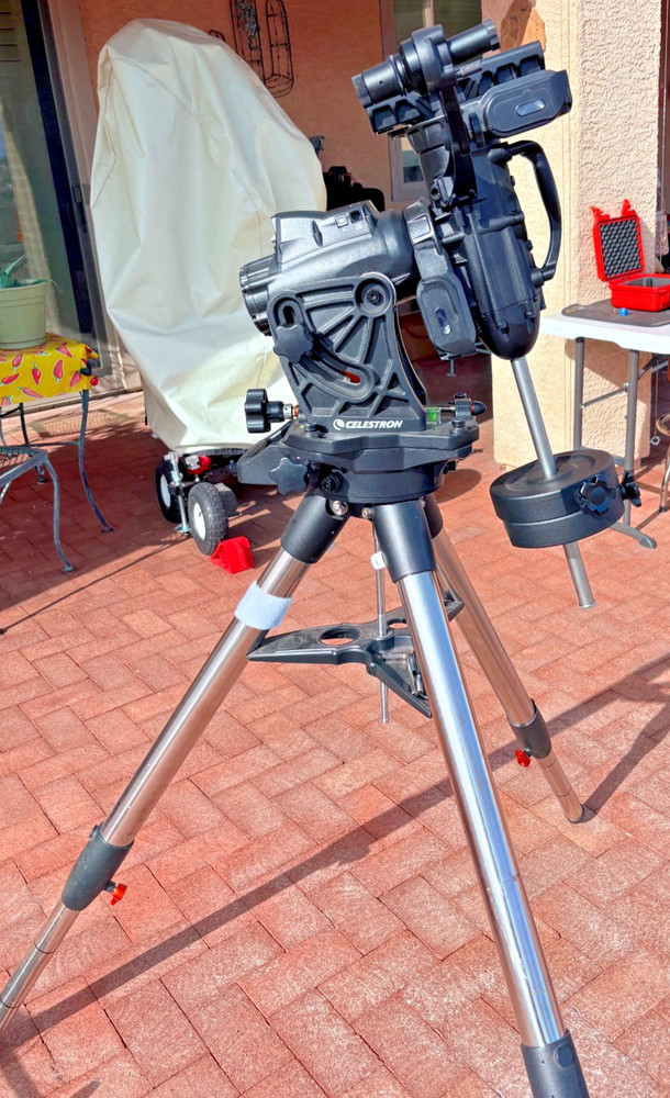 Celestron CGX Computerized Go-To Equatorial Mount and Tripod