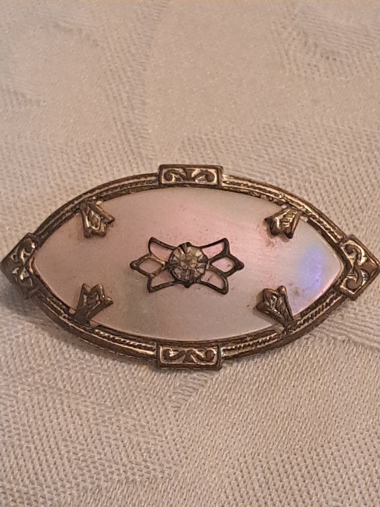 Antique 1900'S Mother of Pearl Center Clear Rhinestone Goldtone Brooch (READ)