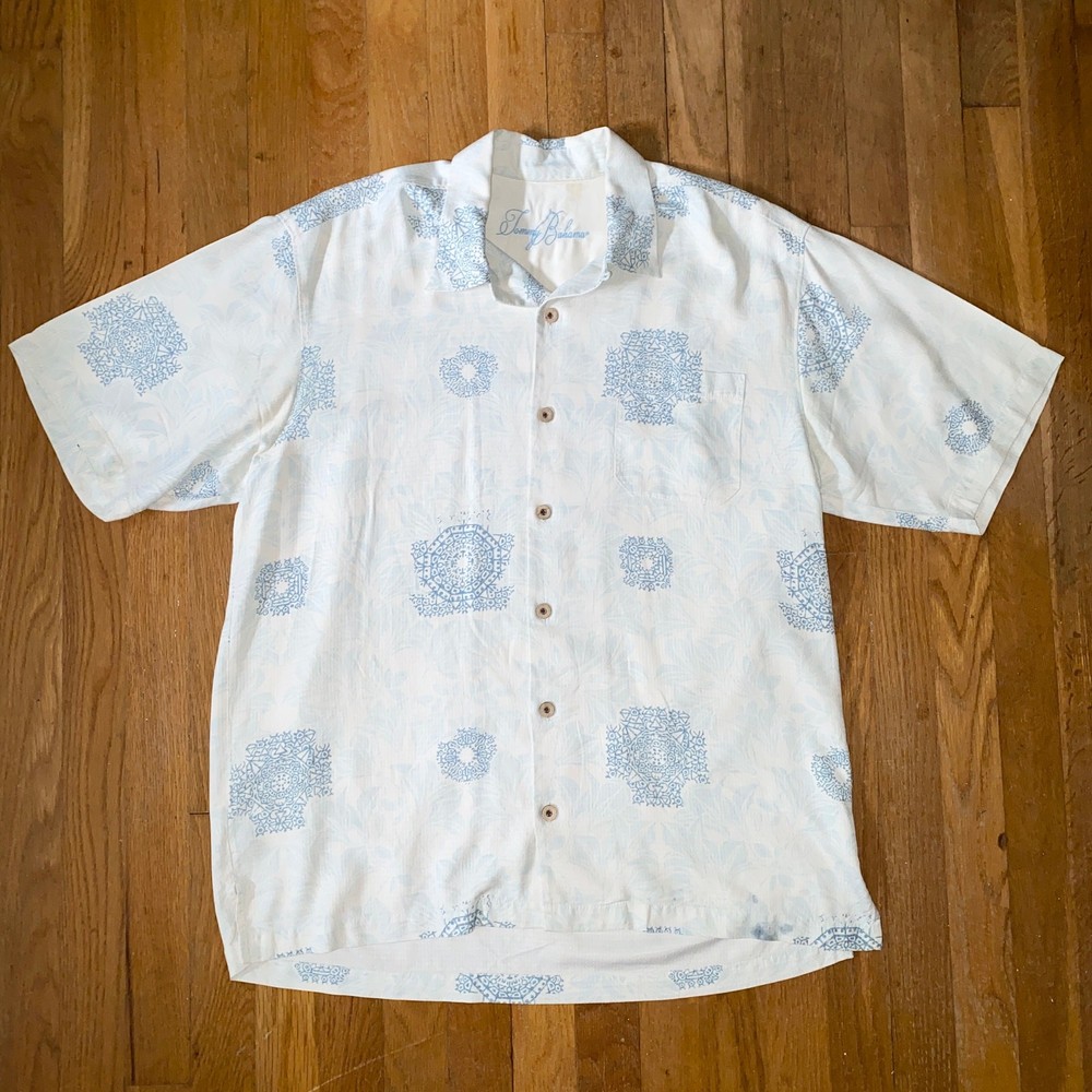 Tommy Bahama 100% Silk Short Sleeve Button Down Shirt