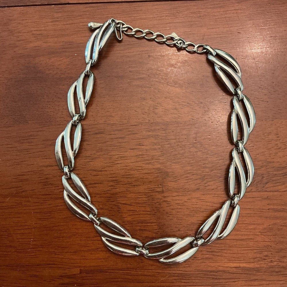 Vintage Monet Necklace Silver Tone 16”
