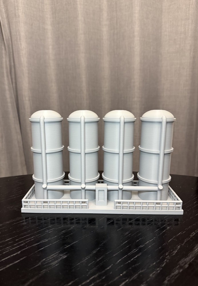 O Scale Fuel Tanks/ 1:48 Gauge/ Prebuilt Building - Assembled