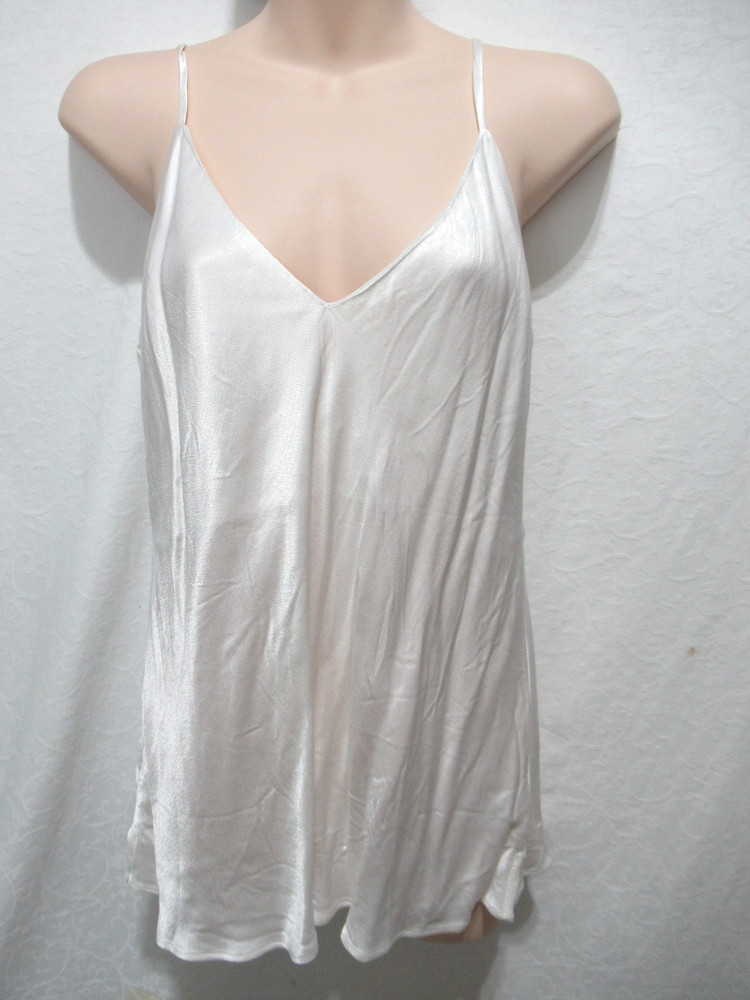 Socialite Size Medium White Silky Viscose V-Neck Spaghetti Strap Camisole Top