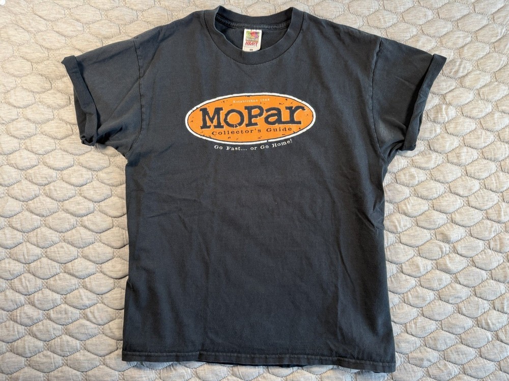 Vintage Mopar Collectors Guide Shirt Mens L USA Graphic 90s
