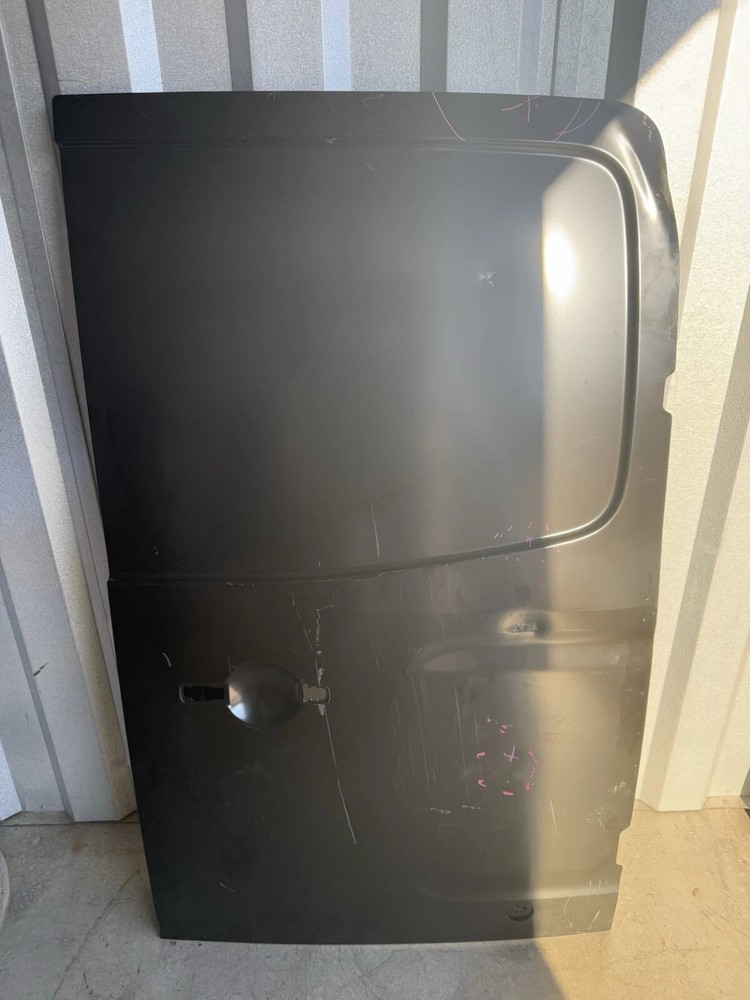 2013-2021 Nissan NV1500 NV2500 NV3500 Rear Right Cargo Door 90100-9JJ0A OEM 1721