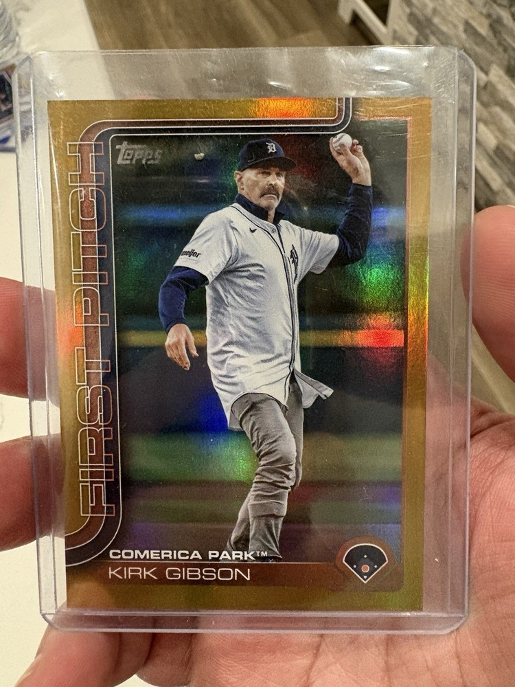 2025 Topps Update Kirk Gibson First Pitch Insert Gold 45/50 FPU-10 Comerica Park