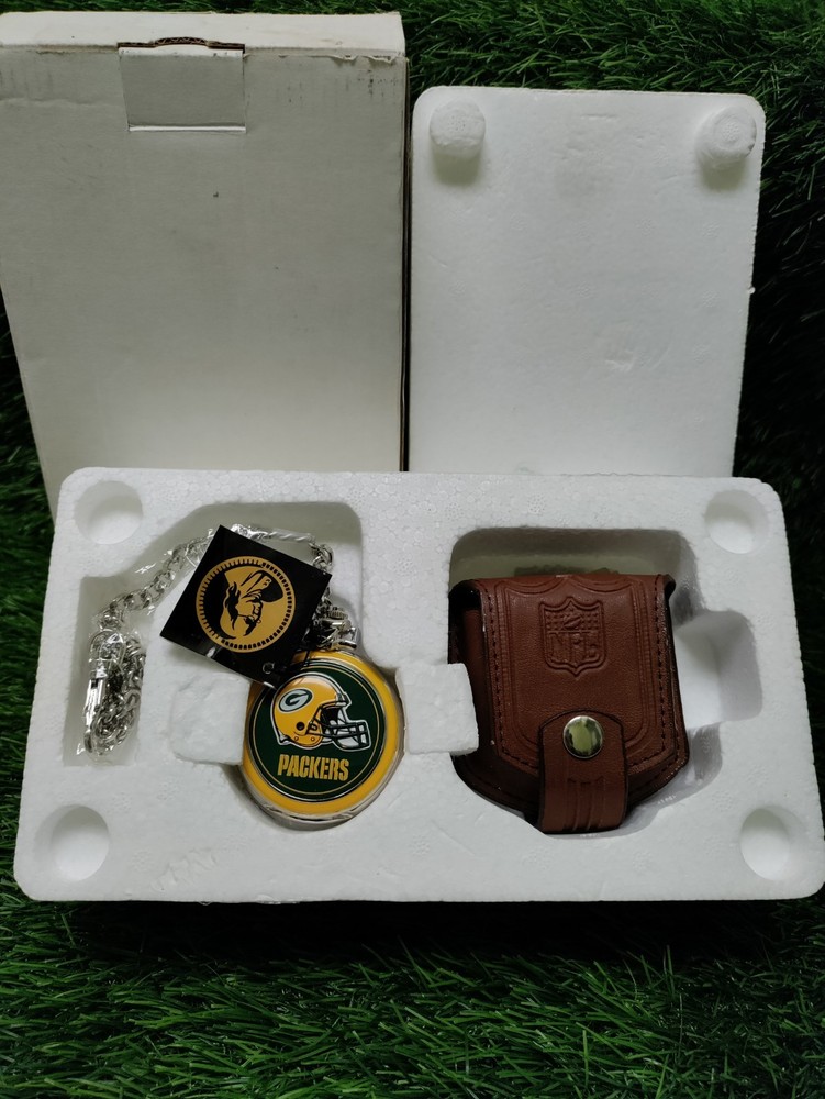Franklin Mint Packers Pocket Watch with Chain & Leather Belt Pouch