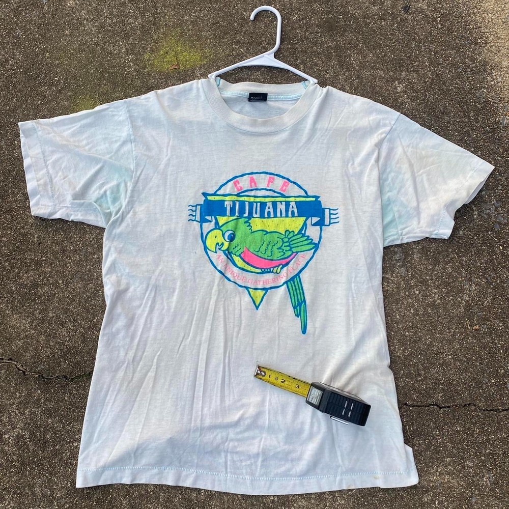 size L vintage screen stars vintage t shirt. single stitch all around