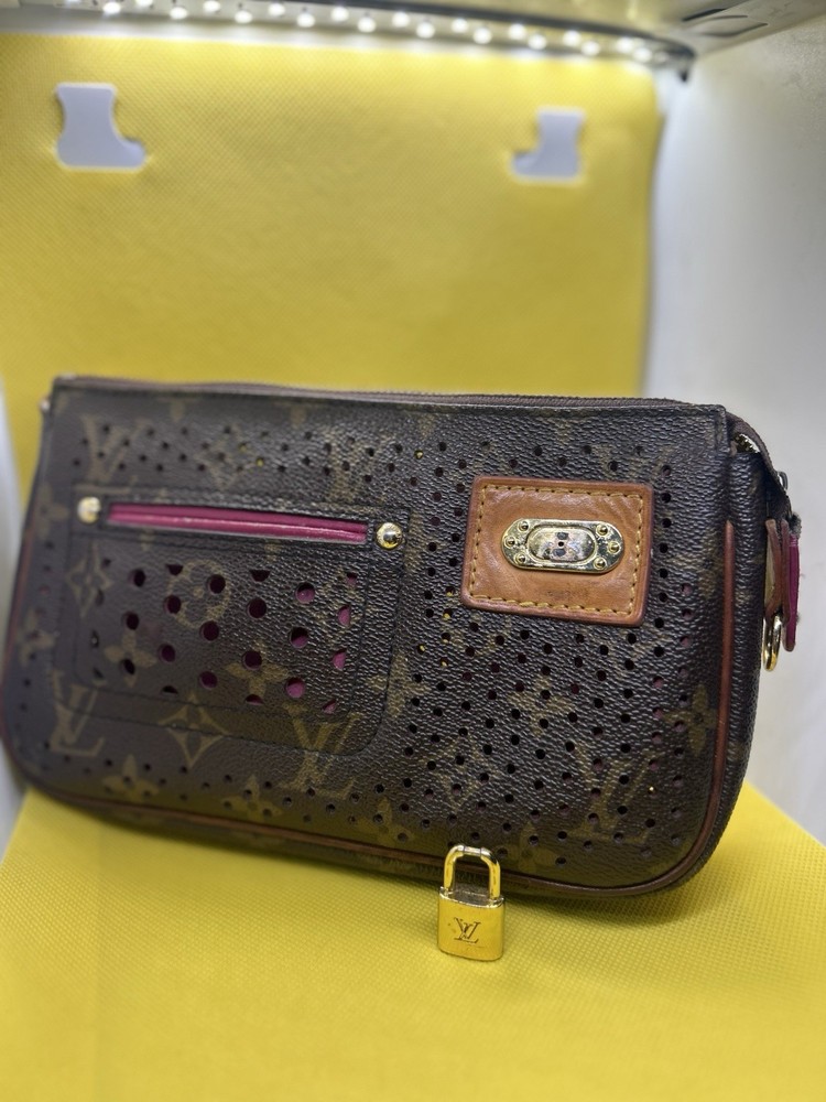 Louis Vuitton Wallet