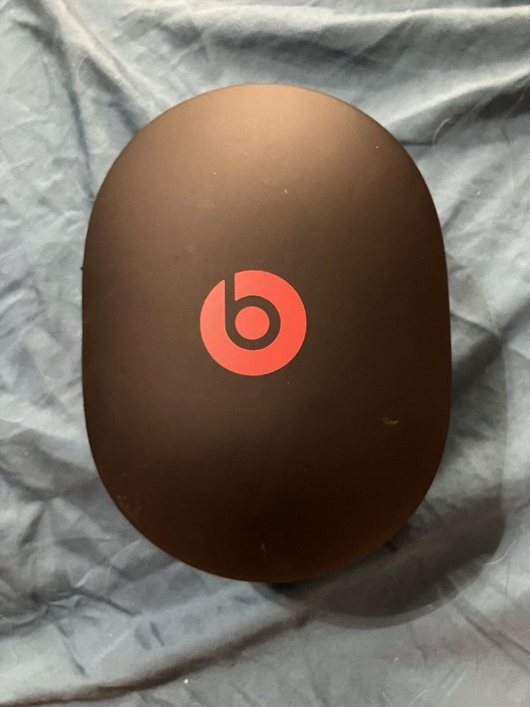 Beats by Dr. Dre Zipper Case - Black (Case Only)