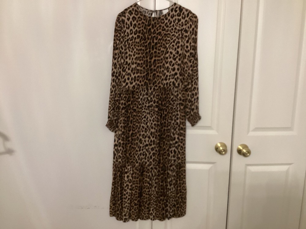 H&M leopard print midi dress size xs