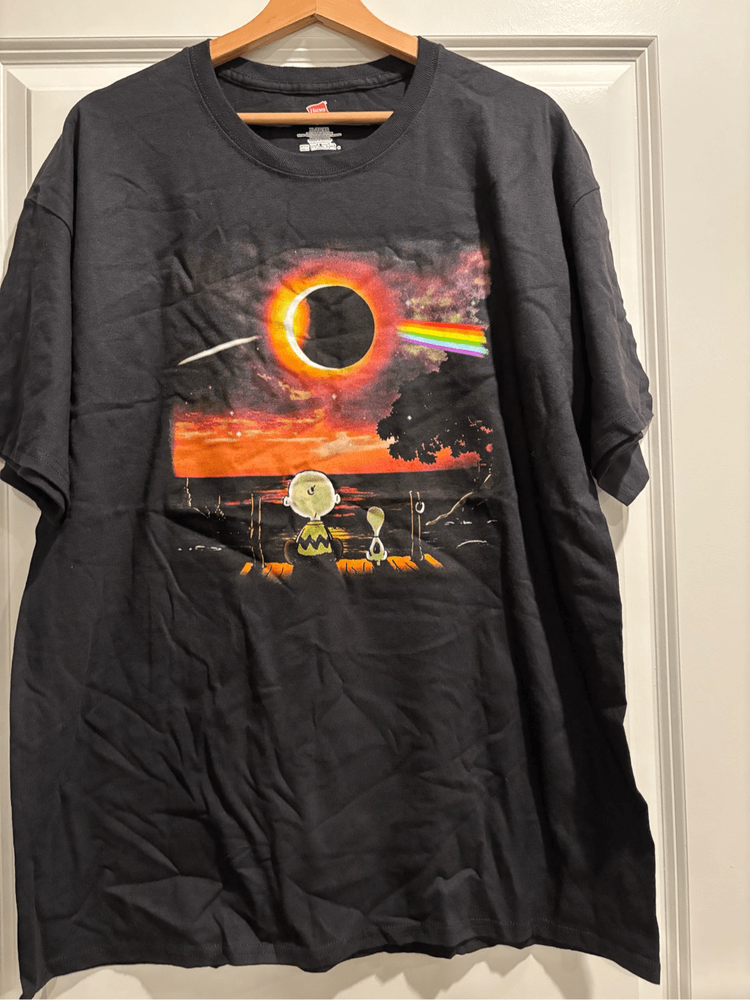 Charlie Brown Eclipse Graphic Tee XL - Vintage Cartoon Style