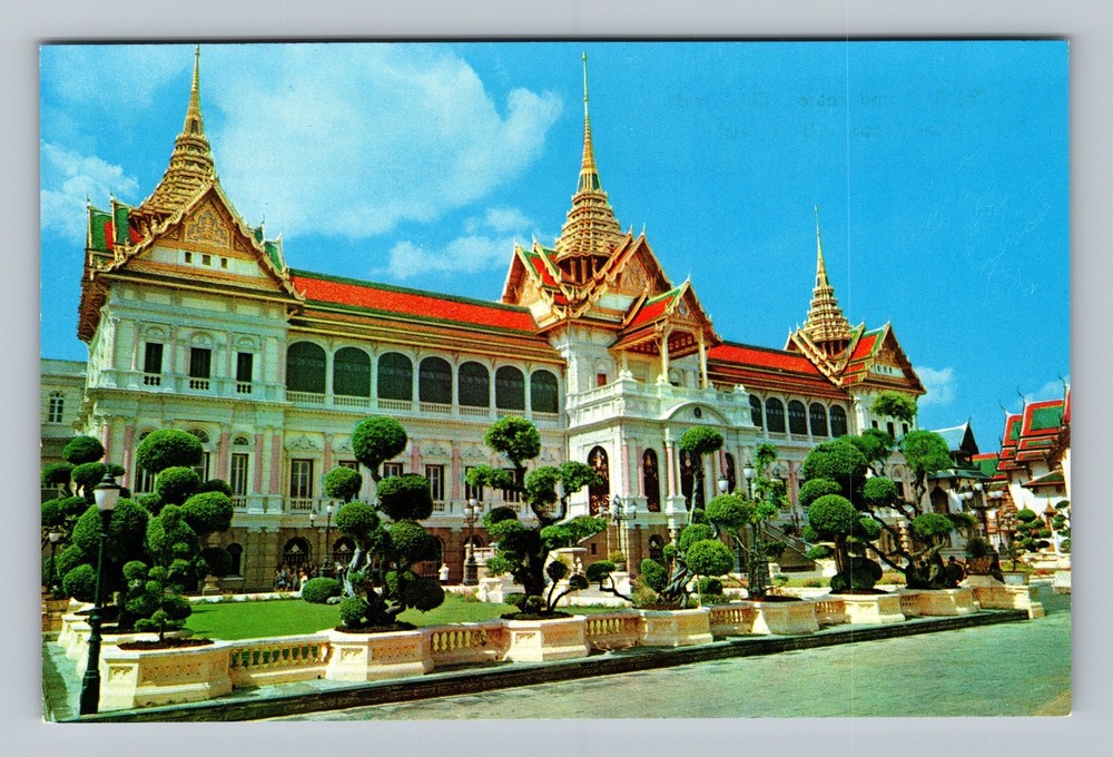 Thailand- Royal Grand Palace Chakri And Dusit Throne Halls Old Vintage Postcard