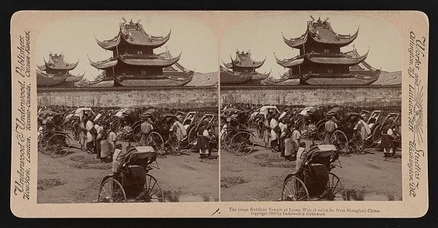 Photo:Shanghai China 1900s Loong Wah Buddhist Temple Crowd Stereoview