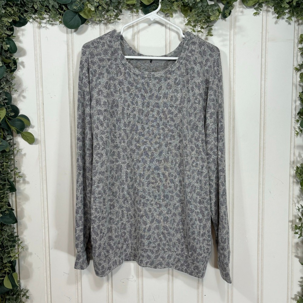 Buffalo David Bitton Long Sleeve Gray Leopard Print Pullover Top Comfy Women XL