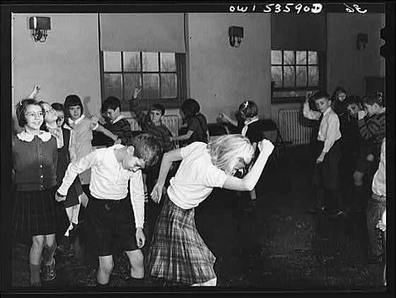 Wilmington Delaware Tower Hill School 1940s Students Classroom Exercise