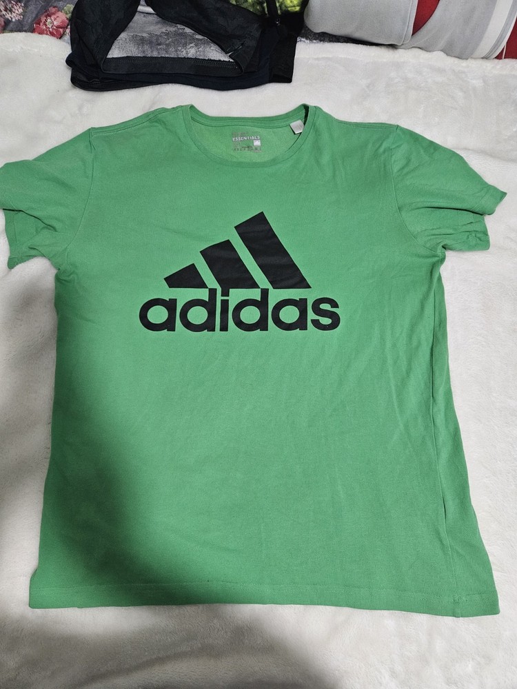 Adidas Youth Medium T-shirt