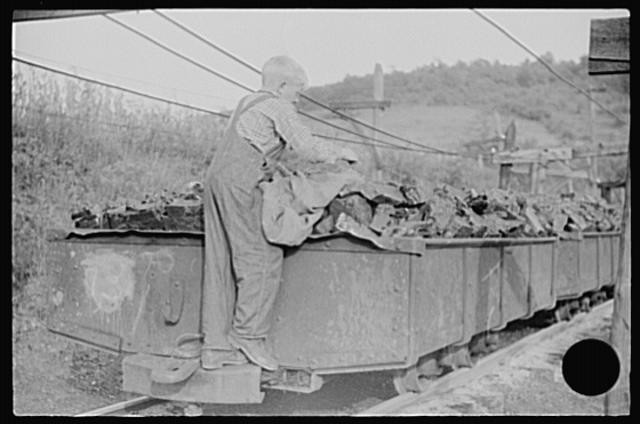 Photo:West Virginia Coal Mining Towns 1930s Boy on Coal Car FSA
