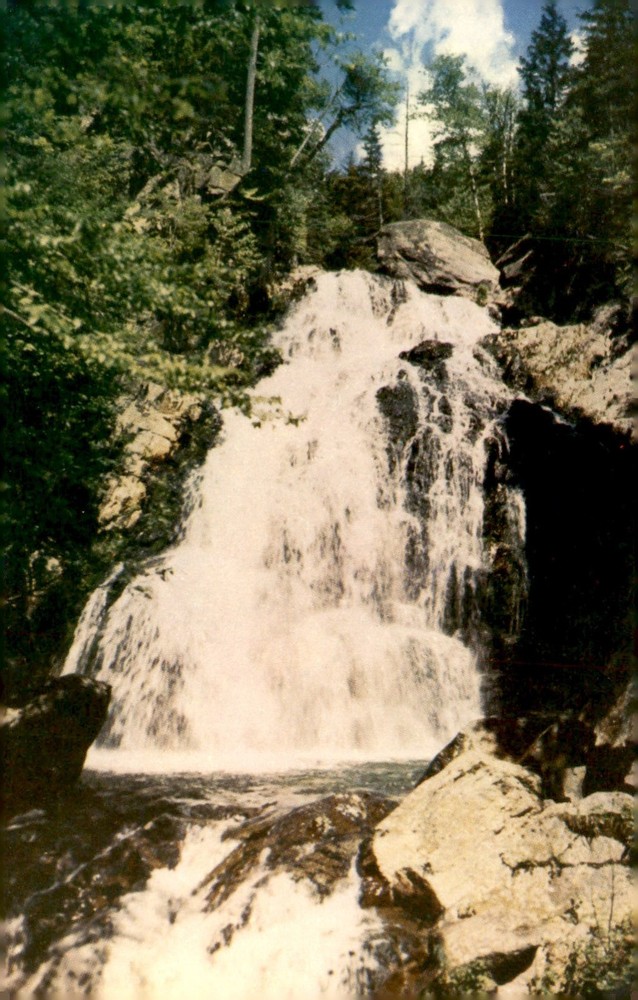 Crystal Cascades, Pinkham Notch, New Hampshire Postcard
